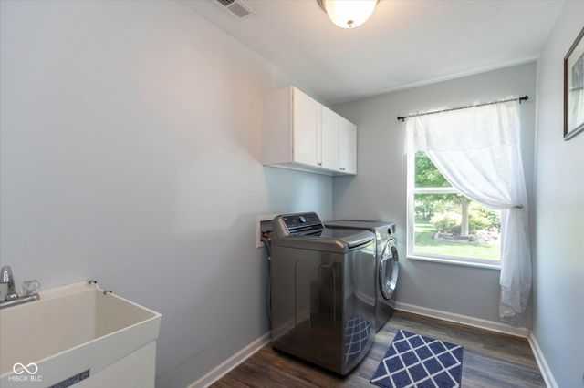1225 Old Vines Trail, Greenwood, IN 46143
