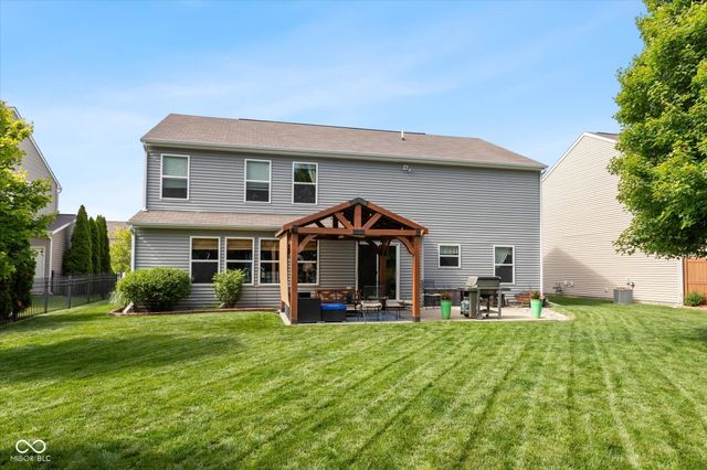 1225 Old Vines Trail, Greenwood, IN 46143