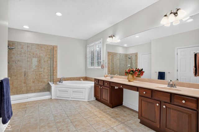 13357 Dumbarton Street, Carmel, IN 46032