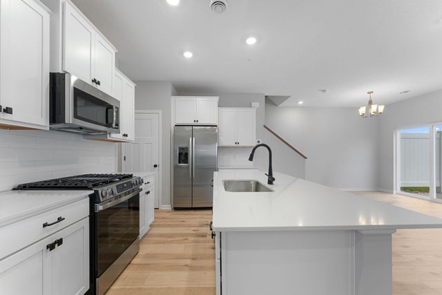 10300 Birchwood Circle, Victoria, MN 55318