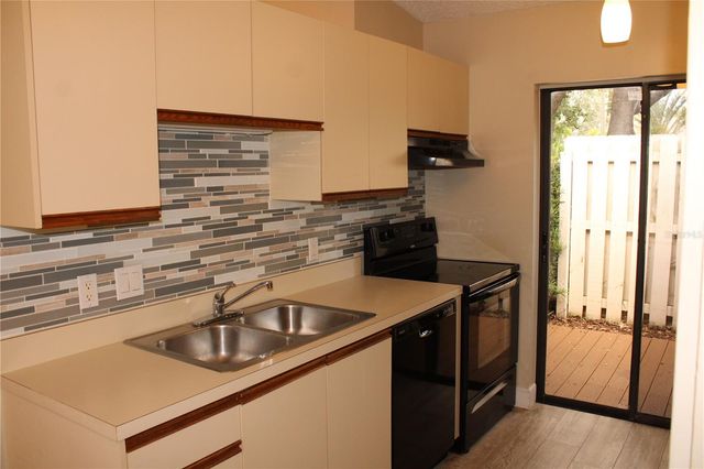 2903 62ND STREET W 303, Bradenton, FL 34209