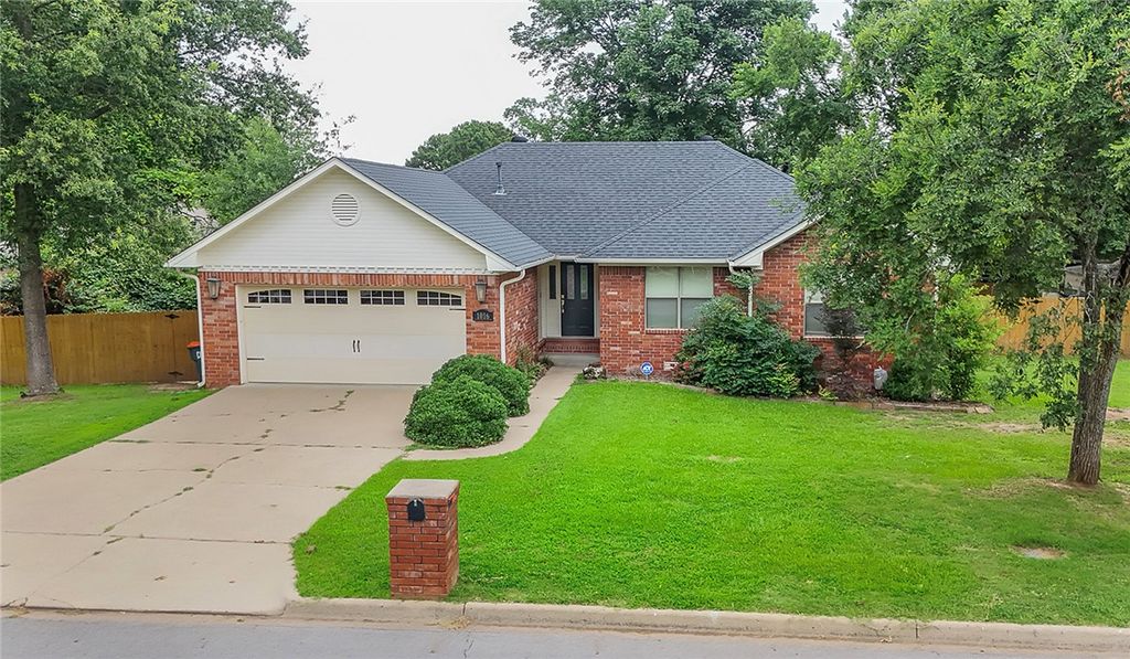 1016 Whippoorwill Lane, Russellville, AR 72801