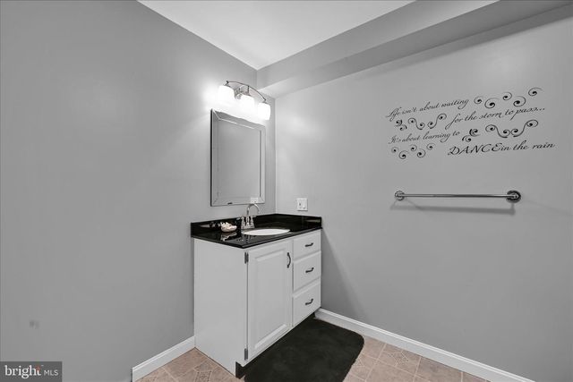 187 TICE LN, Lebanon, PA 17042