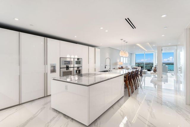 10201 Collins Avenue 1803, Bal Harbour, FL 33154