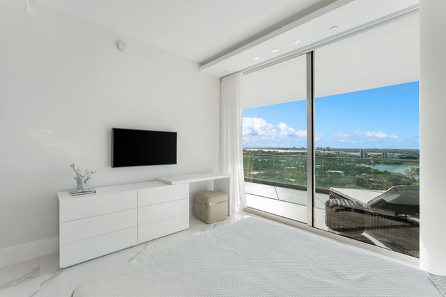 10201 Collins Avenue 1803, Bal Harbour, FL 33154