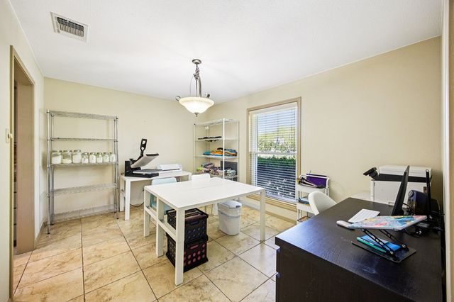 92 Westwood Lane, Kerrville, TX 78028