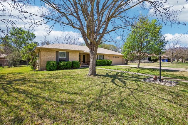 92 Westwood Lane, Kerrville, TX 78028