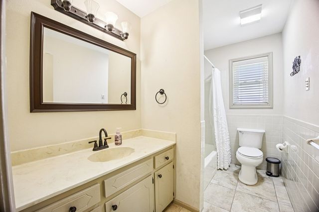 92 Westwood Lane, Kerrville, TX 78028