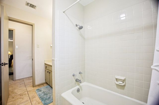 92 Westwood Lane, Kerrville, TX 78028