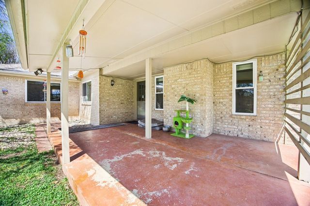 92 Westwood Lane, Kerrville, TX 78028
