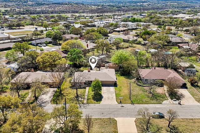 92 Westwood Lane, Kerrville, TX 78028