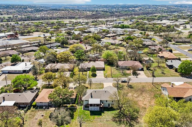 92 Westwood Lane, Kerrville, TX 78028