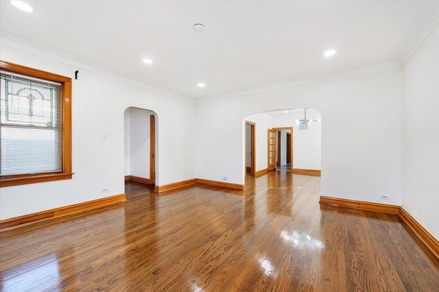 4607 S Karlov Avenue, Chicago, IL 60632