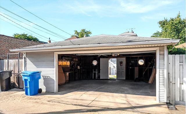 4607 S Karlov Avenue, Chicago, IL 60632