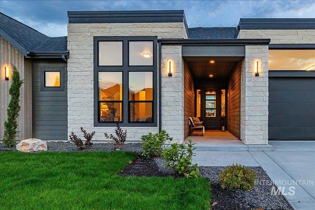 5068 W Braveheart St, Eagle, ID 83616
