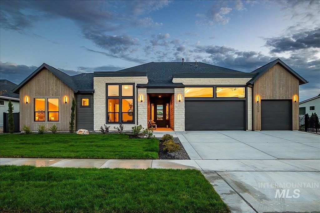 5068 W Braveheart St, Eagle, ID 83616
