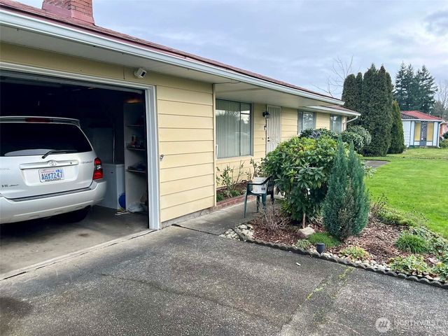 10621 Westwood Drive SW, Lakewood, WA 98499