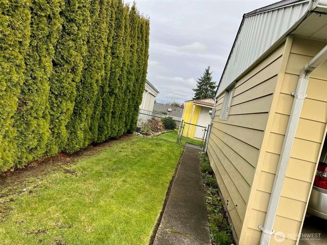 10621 Westwood Drive SW, Lakewood, WA 98499