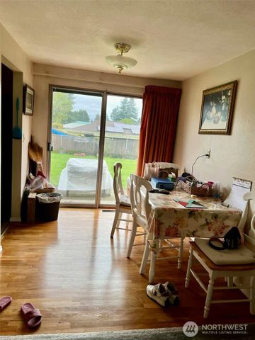 10621 Westwood Drive SW, Lakewood, WA 98499