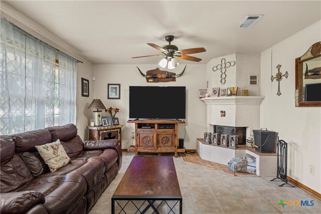 2554 State Highway 22, Whitney, TX 76692