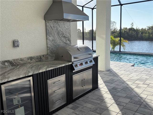 2129 Cape Coral PKWY W, Cape Coral, FL 33914
