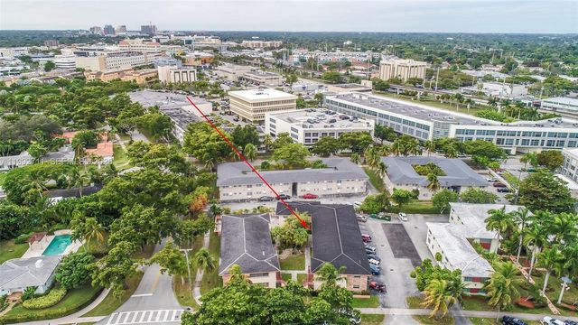 1250 S Alhambra Cir 12A, Coral Gables, FL 33146