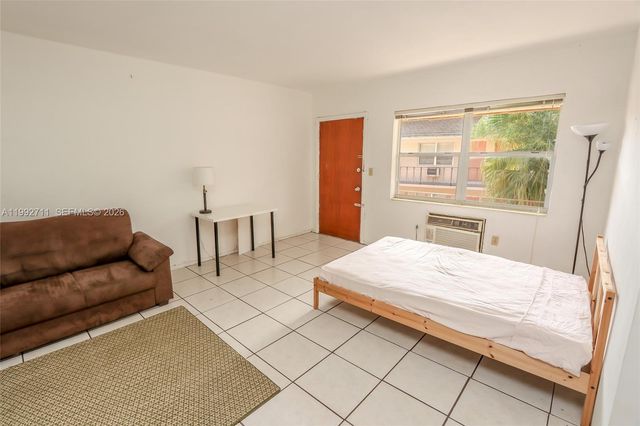 1250 S Alhambra Cir 12A, Coral Gables, FL 33146