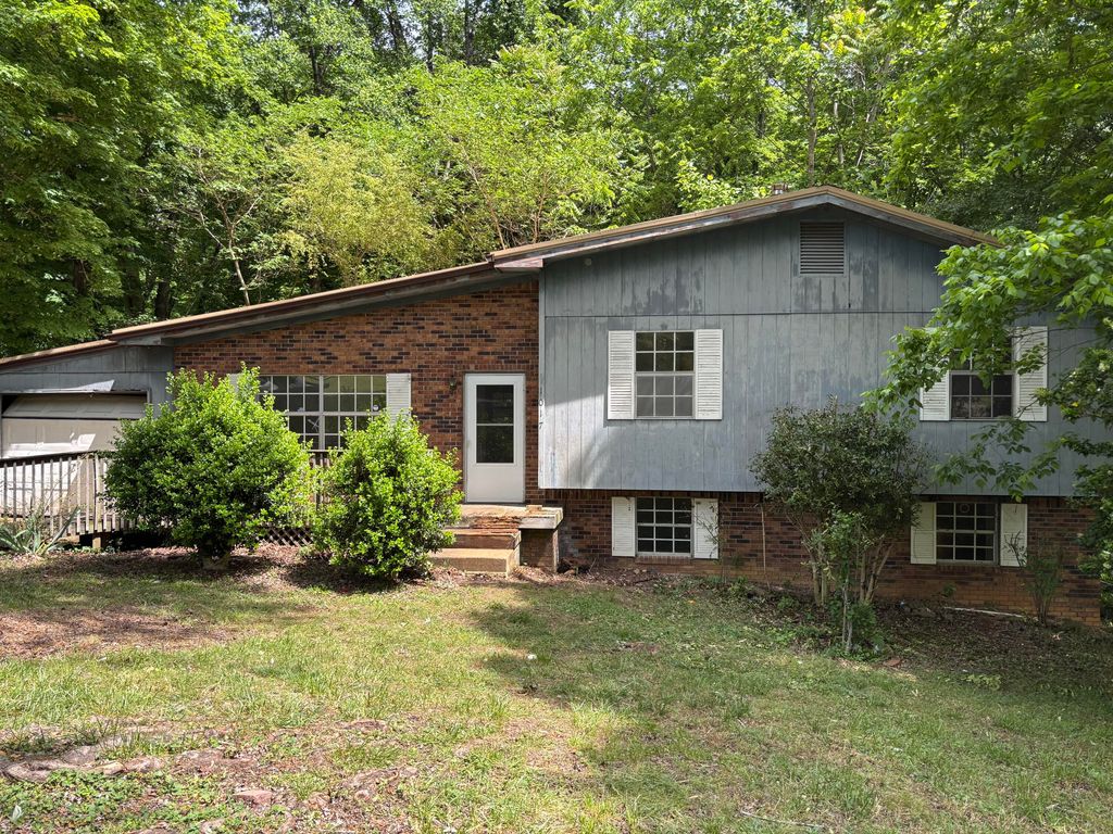 1017 Hillcrest Road, Hixson, TN 37343