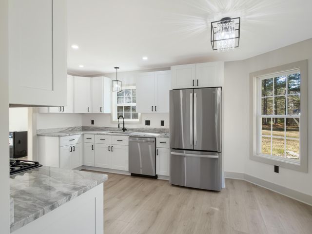 228 Dons Lane, Summerville, SC 29486