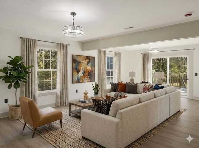 228 Dons Lane, Summerville, SC 29486