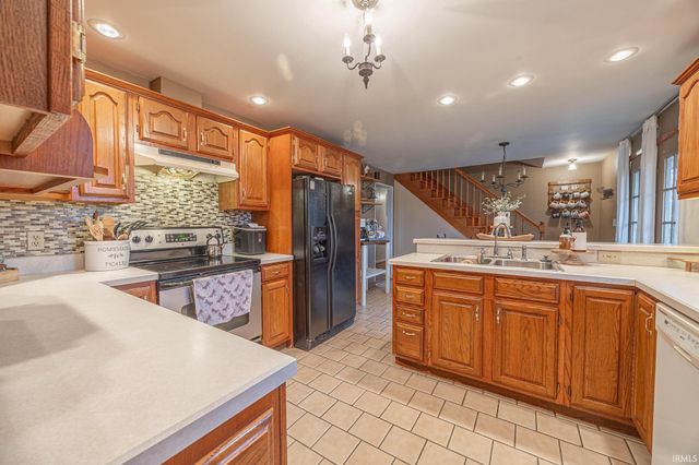 342 N Meridian Road, Jasper, IN 47546