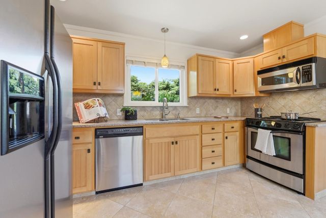 416 Middle Road, Belmont, CA 94002