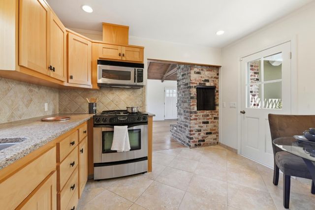 416 Middle Road, Belmont, CA 94002