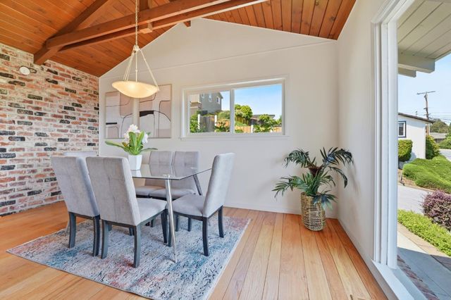 416 Middle Road, Belmont, CA 94002
