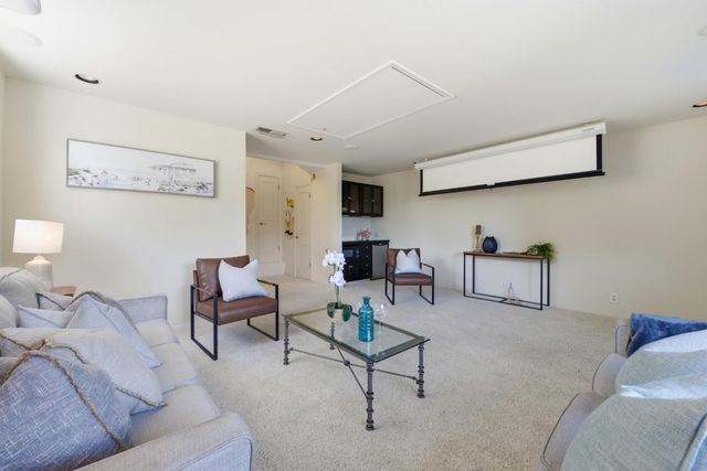416 Middle Road, Belmont, CA 94002