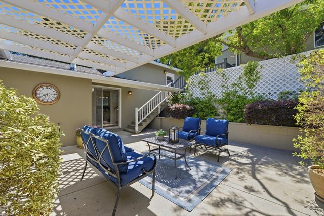 416 Middle Road, Belmont, CA 94002