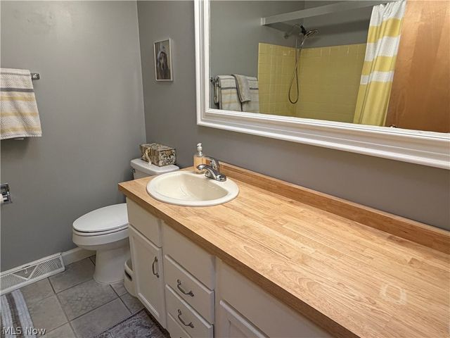 702 Beryl Drive, Kent, OH 44240