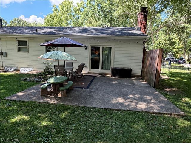 702 Beryl Drive, Kent, OH 44240