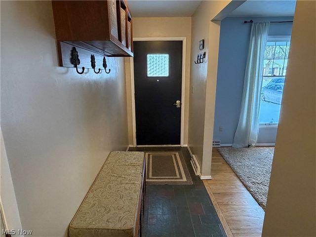 702 Beryl Drive, Kent, OH 44240
