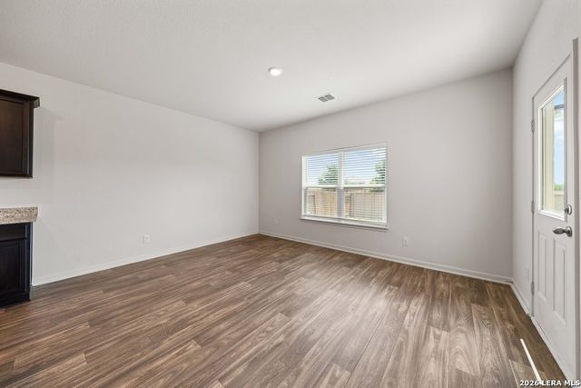 11038 Chatham Ct, Converse, TX 78109