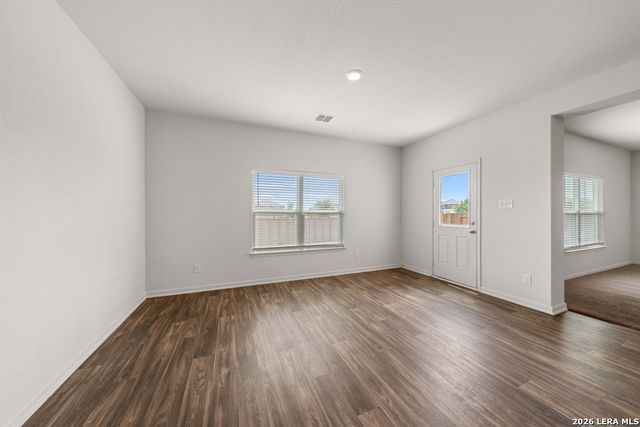 11038 Chatham Ct, Converse, TX 78109