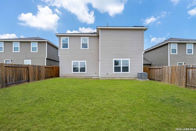 11038 Chatham Ct, Converse, TX 78109