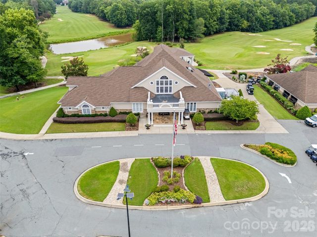 7015 Olde Sycamore Drive, Charlotte, NC 28227