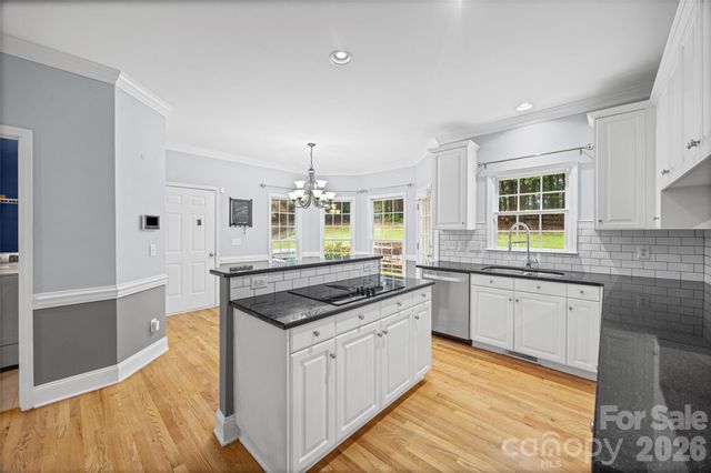 7015 Olde Sycamore Drive, Charlotte, NC 28227
