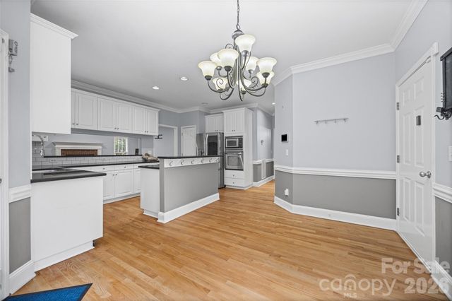 7015 Olde Sycamore Drive, Charlotte, NC 28227