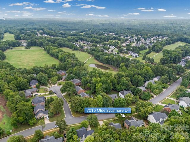 7015 Olde Sycamore Drive, Charlotte, NC 28227