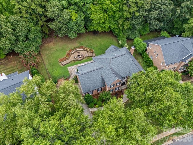 7015 Olde Sycamore Drive, Charlotte, NC 28227
