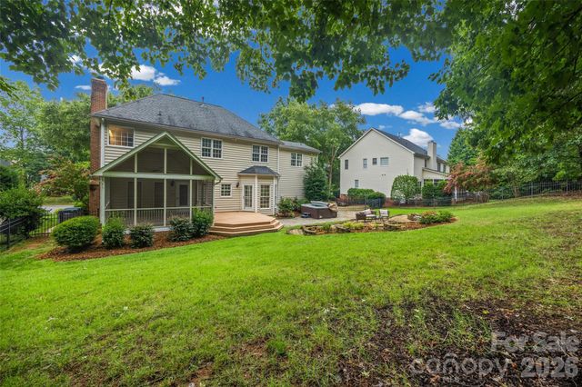 7015 Olde Sycamore Drive, Charlotte, NC 28227