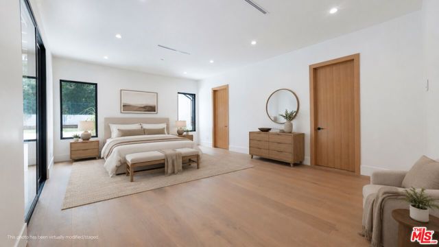 23346 Calvert Street, Los Angeles, CA 91367
