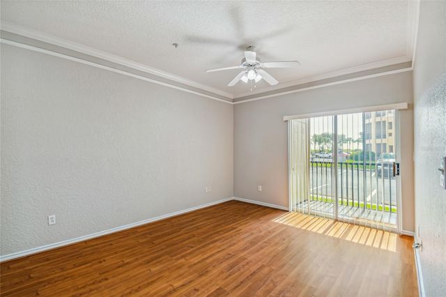 4307 BAYSIDE VILLAGE DRIVE 104, Tampa, FL 33615